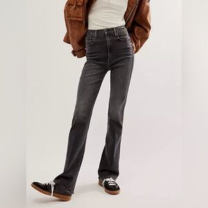 MOTHER High Waisted Smokin Double Heel Jeans